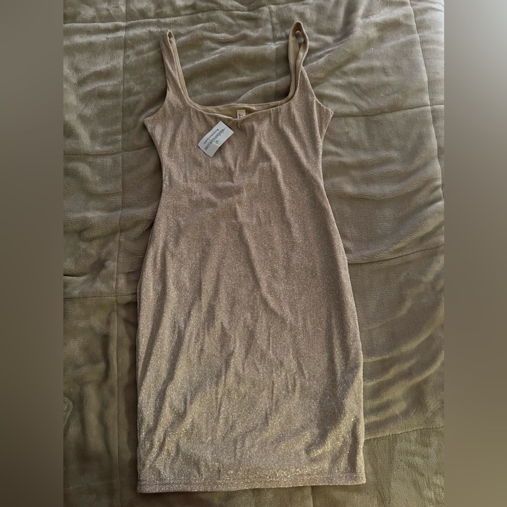 windsor sparkly gold dress